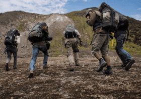 Stylish Hiking Outfits You Should Wear